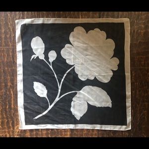 GAP Black Square Scarf with Cream Flower (EUC)